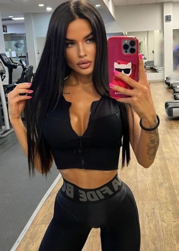 Нелли, Г. Мегион